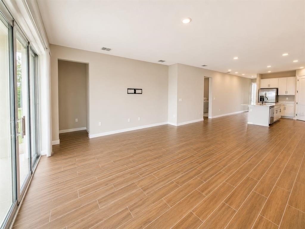 708 Griffon Avenue - Photo 8