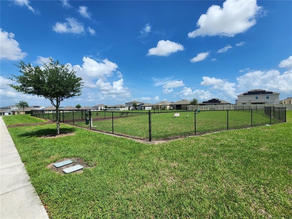 708 Griffon Avenue - Photo 33