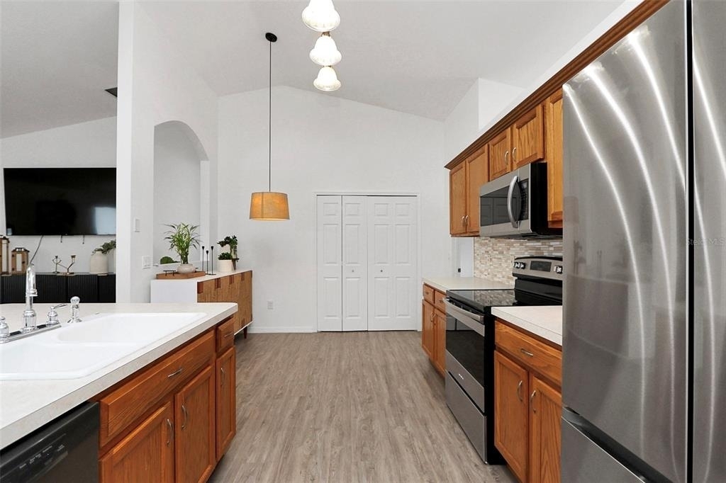 10648 Sw 38th Avenue - Photo 10