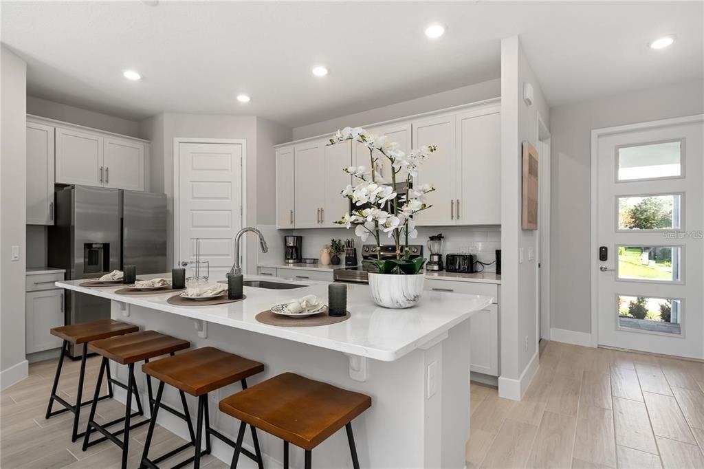 7834 Spectrum Drive - Photo 3