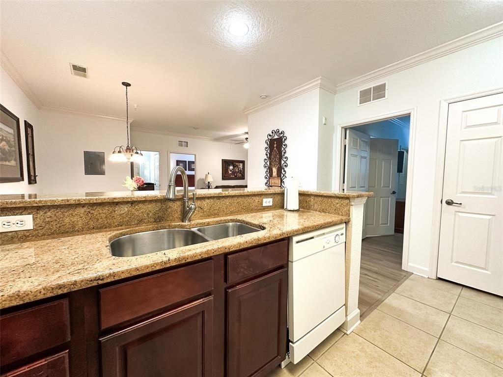 1351 Tuscan Terrace - Photo 5
