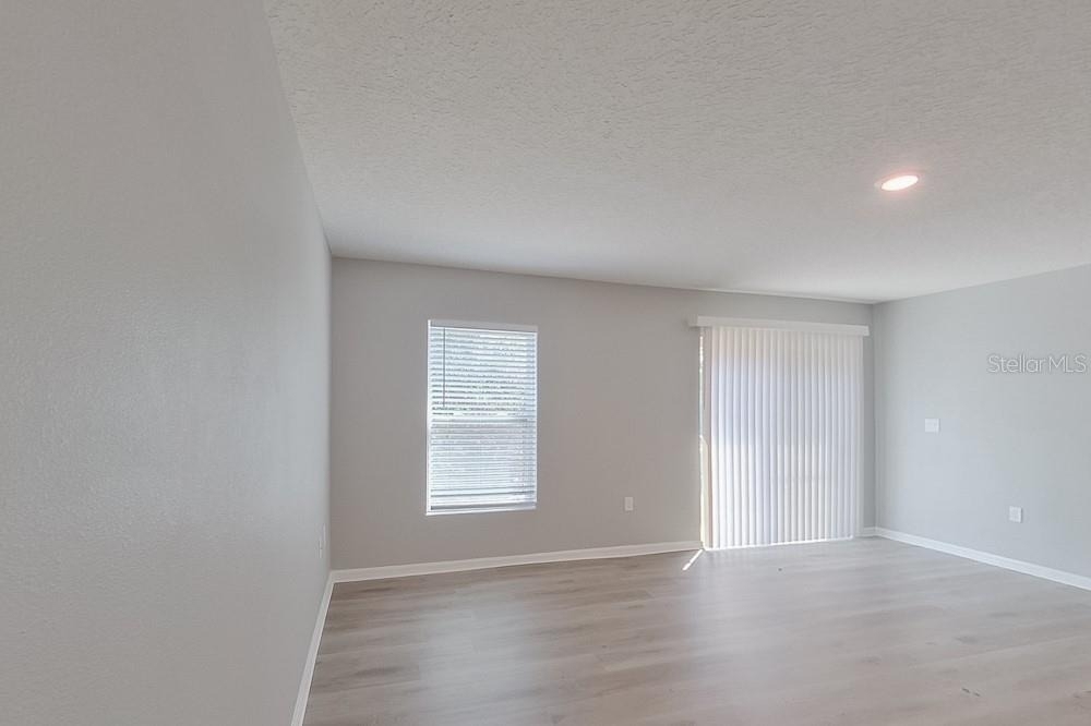 1924 W Roseboro Drive - Photo 4