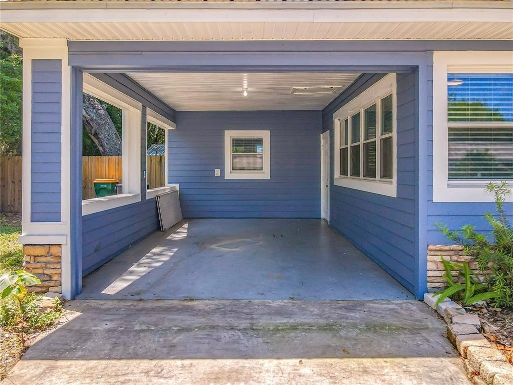 1006 E 11th Avenue - Photo 3