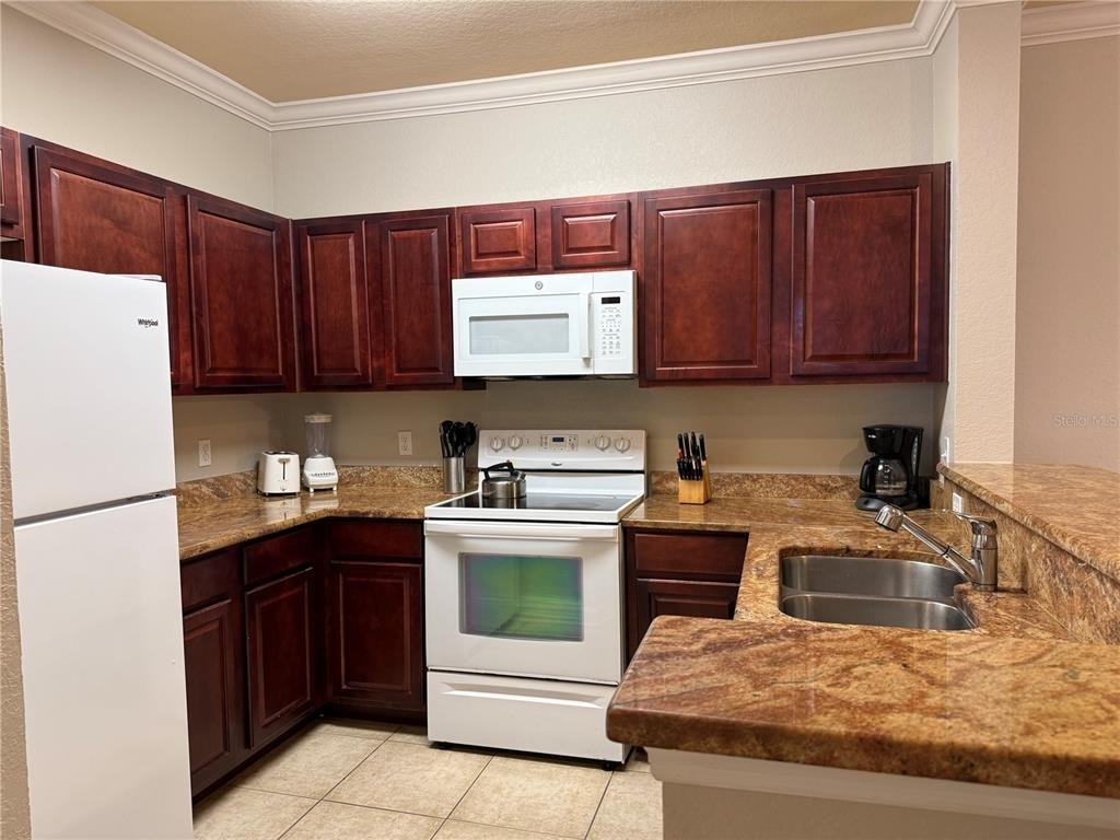 1301 Tuscan Terrace - Photo 3