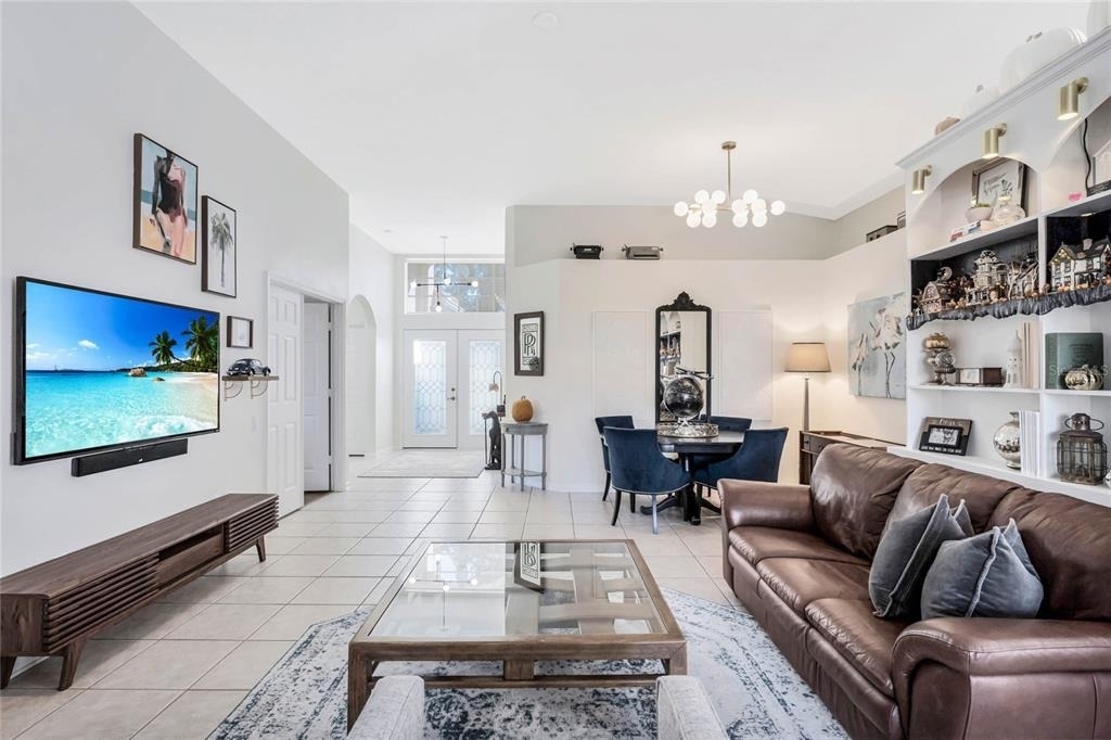 4713 Windsor Avenue - Photo 10