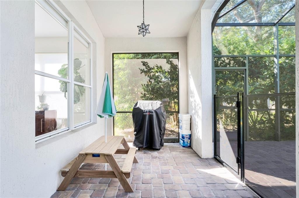 4713 Windsor Avenue - Photo 30