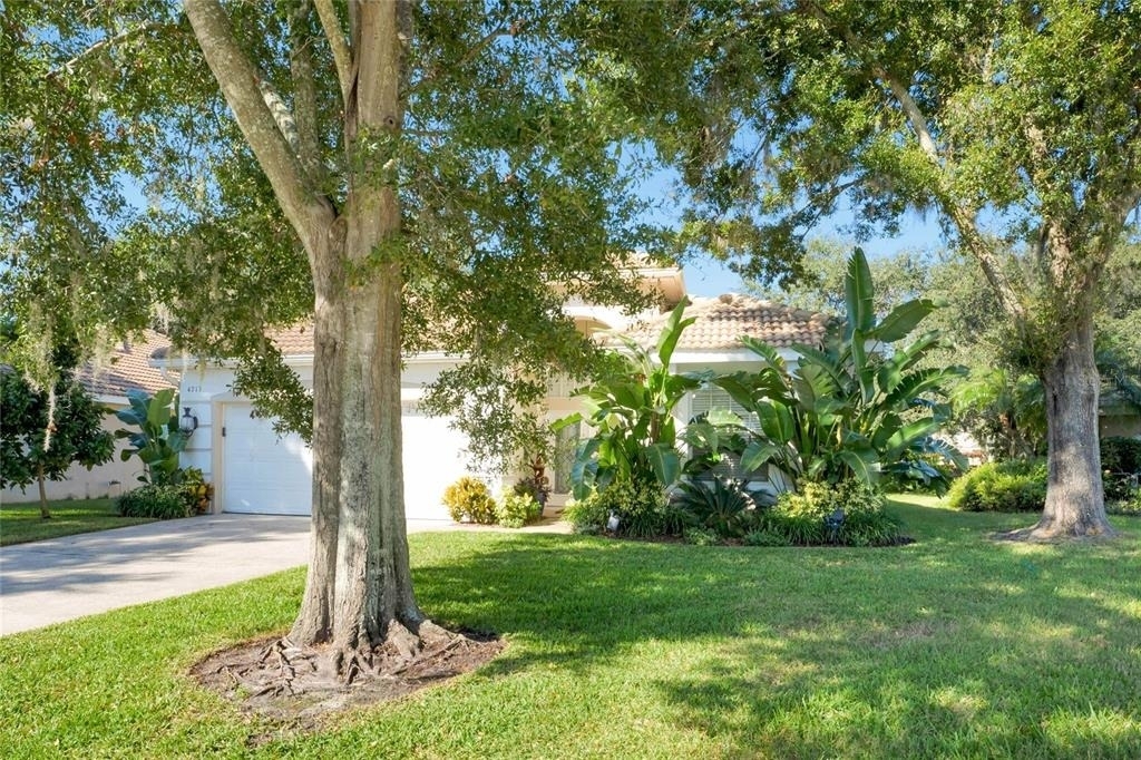 4713 Windsor Avenue - Photo 2