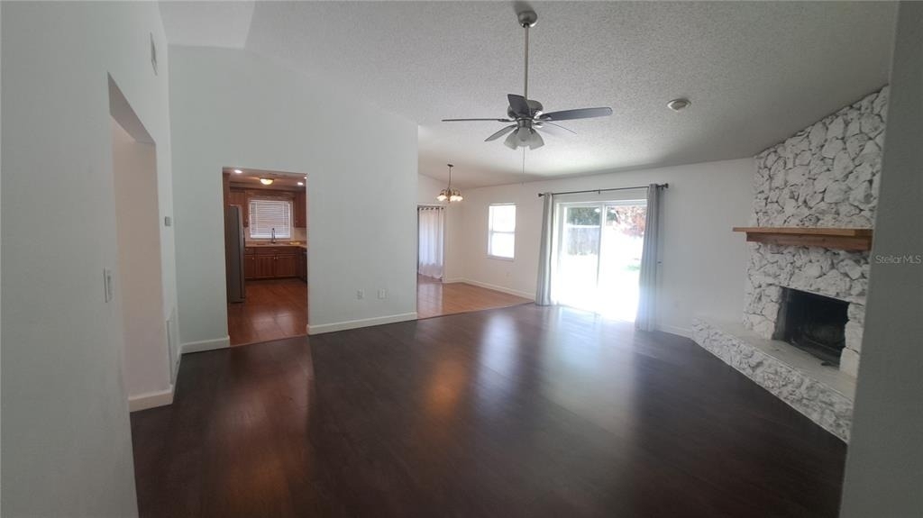 308 N Cypress Way - Photo 1