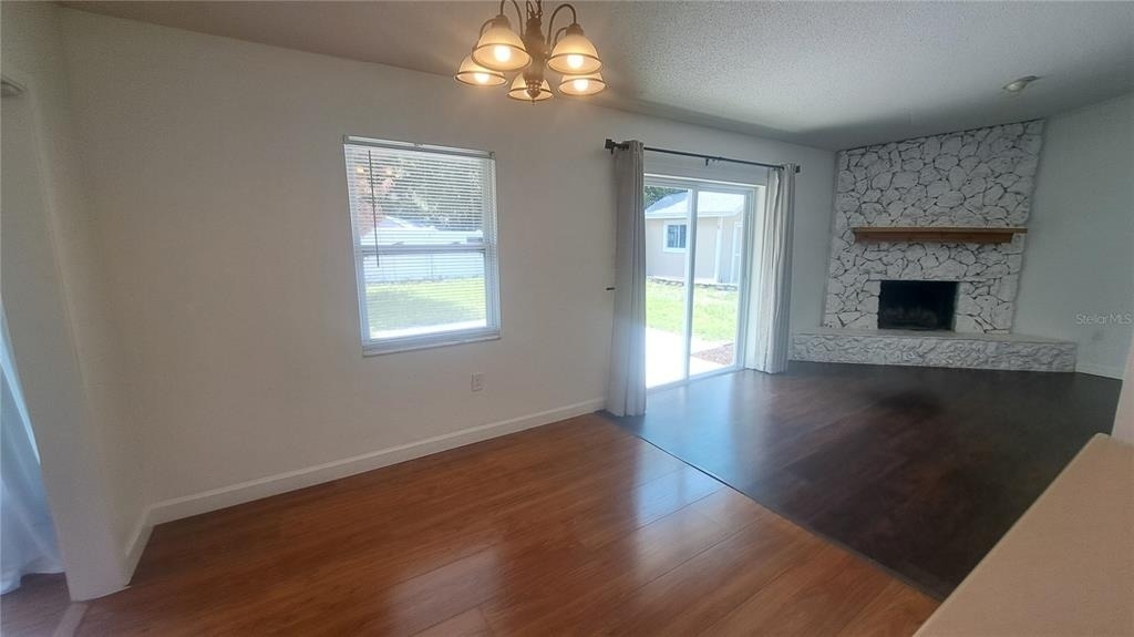 308 N Cypress Way - Photo 2