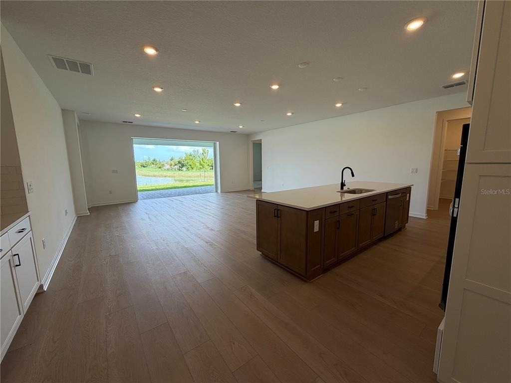 6888 Gilly Shadow Street - Photo 4