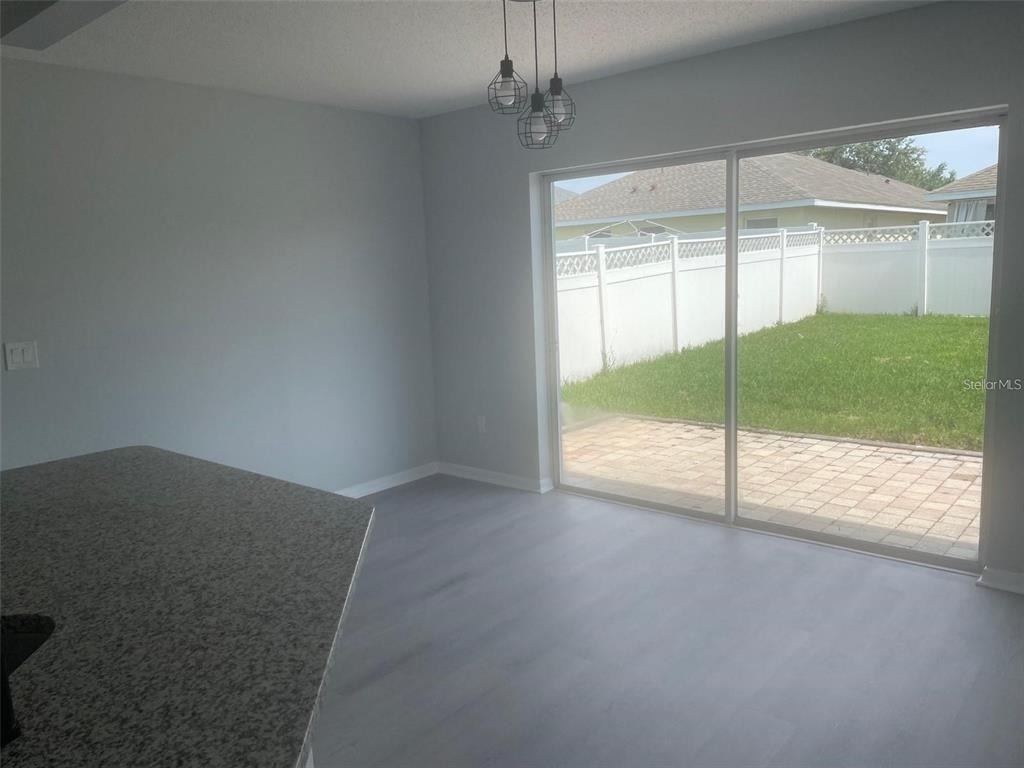 2421 Ashecroft Drive - Photo 10