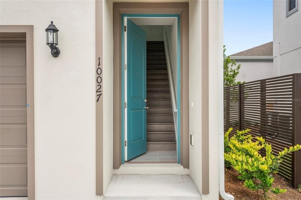 10027 Gobat Alley - Photo 2