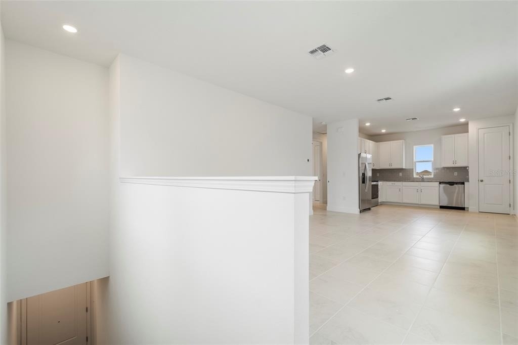 10027 Gobat Alley - Photo 3