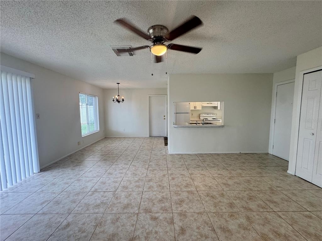 1013 Arizona Court - Photo 9