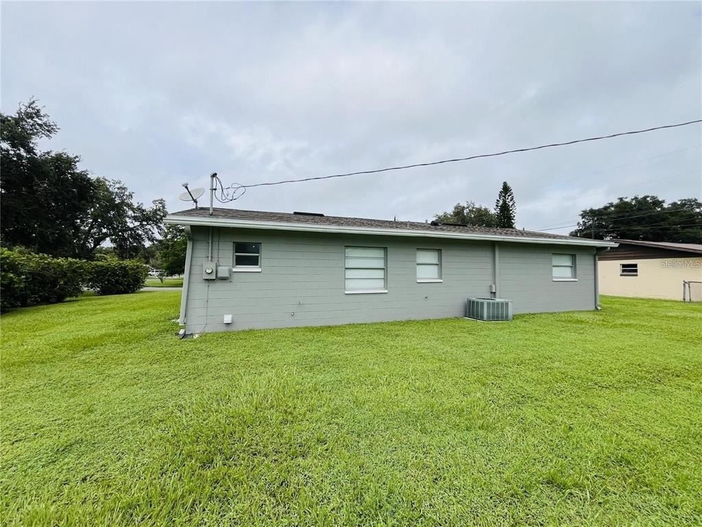 1509 Phyllis Street - Photo 16