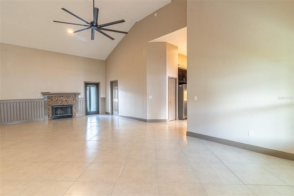 148 Madalyn Court - Photo 2