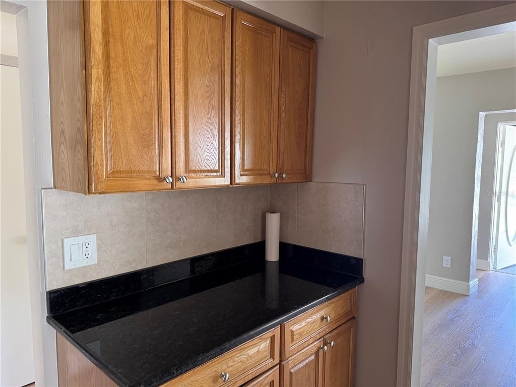 107 N Galena Avenue - Photo 6