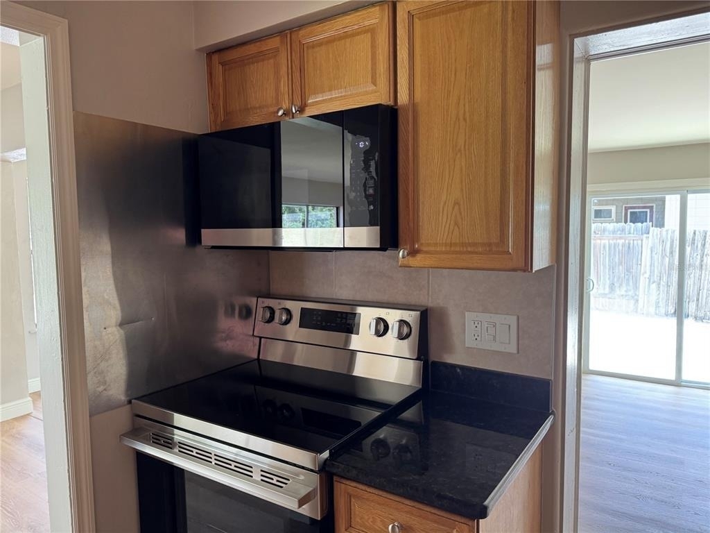 107 N Galena Avenue - Photo 7