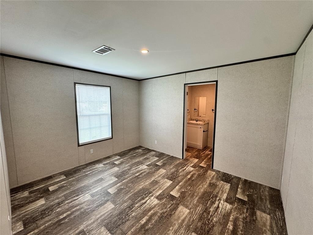 1115 Nw 12th Lane - Photo 5