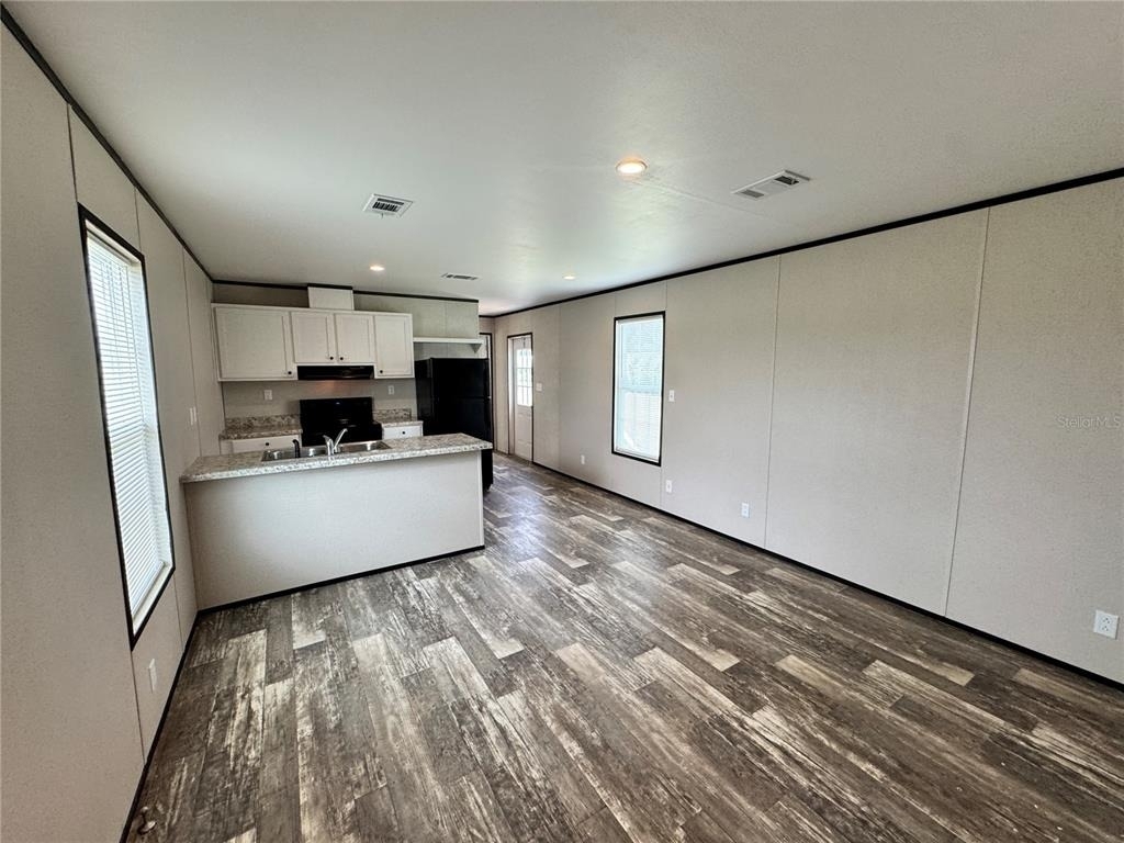 1115 Nw 12th Lane - Photo 2