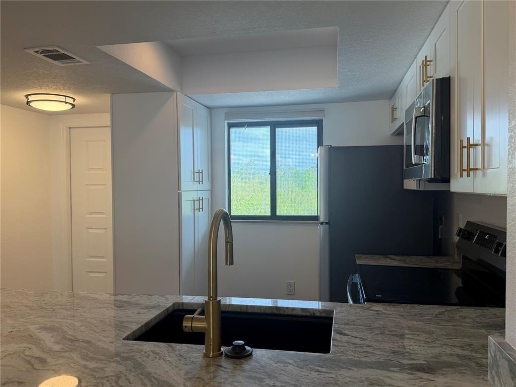 25225 Rampart Boulevard - Photo 6