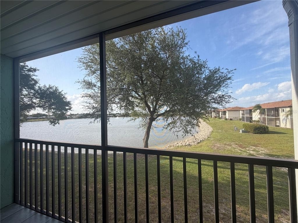 25225 Rampart Boulevard - Photo 18
