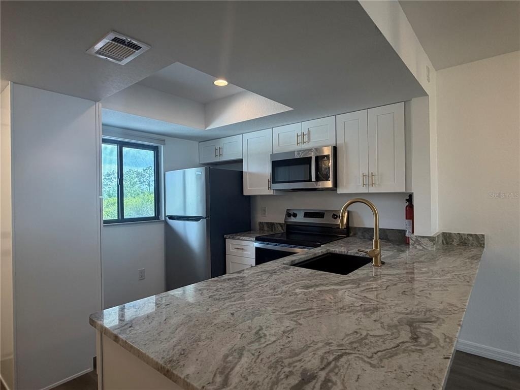 25225 Rampart Boulevard - Photo 4