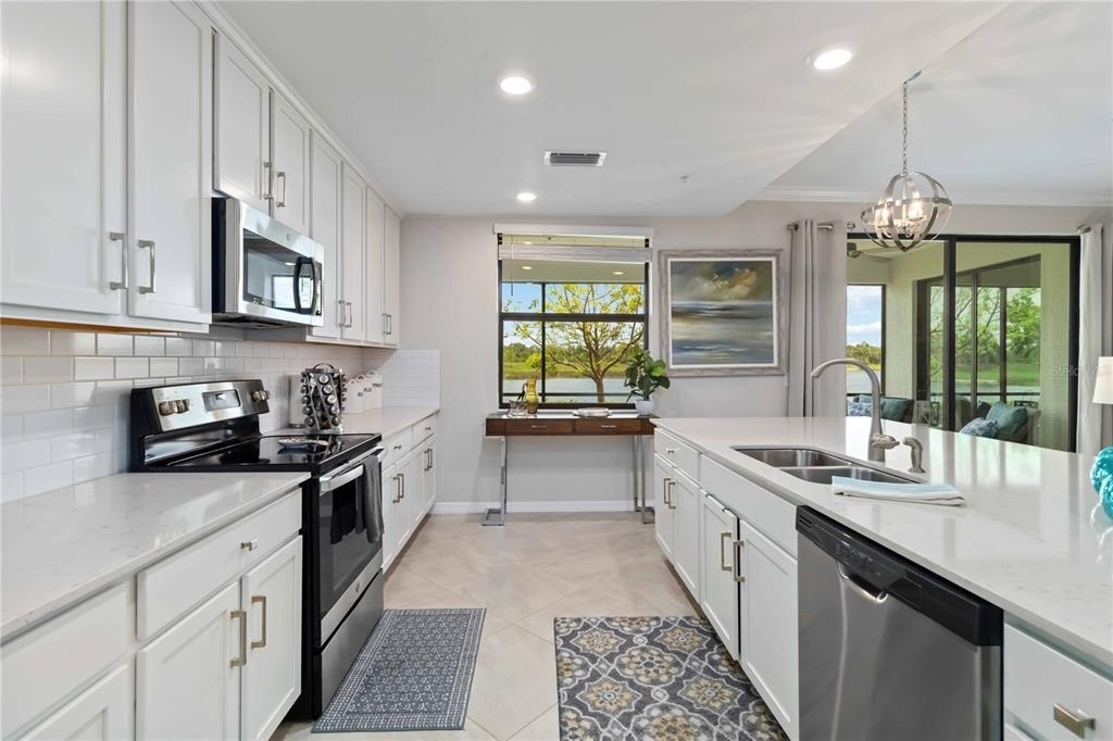 10805 Tarflower Drive - Photo 15
