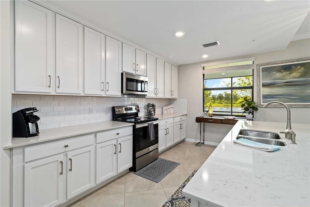 10805 Tarflower Drive - Photo 16