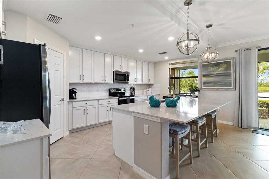10805 Tarflower Drive - Photo 11