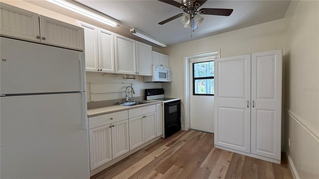 10147 Tramore Avenue - Photo 2