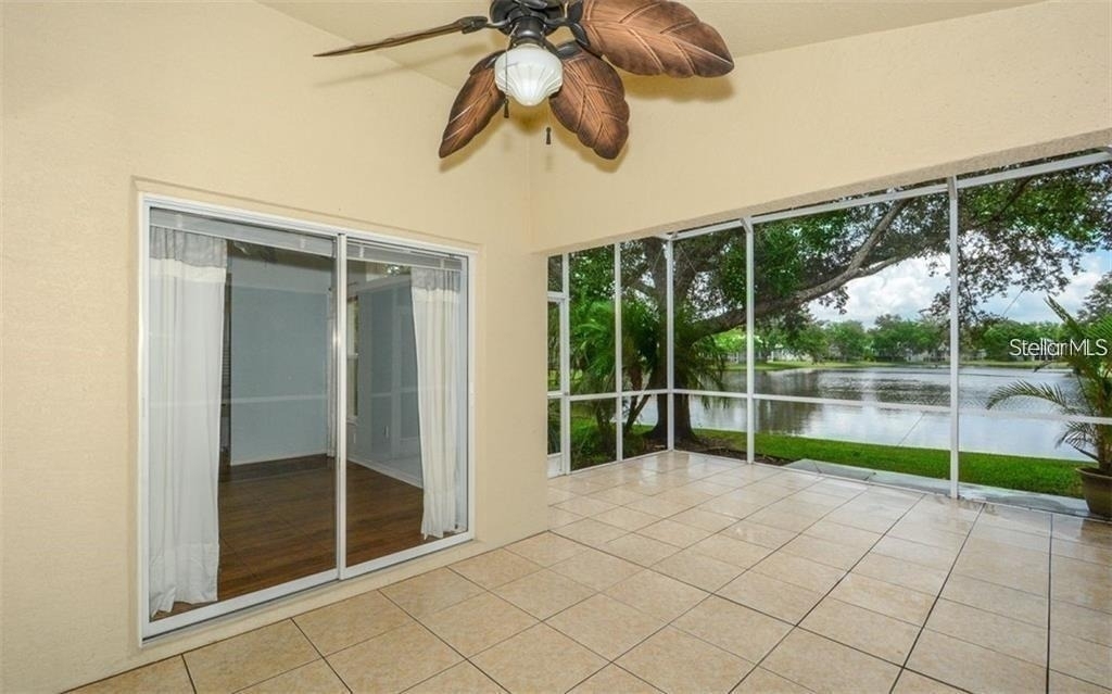 6227 Yellowtop Drive - Photo 4