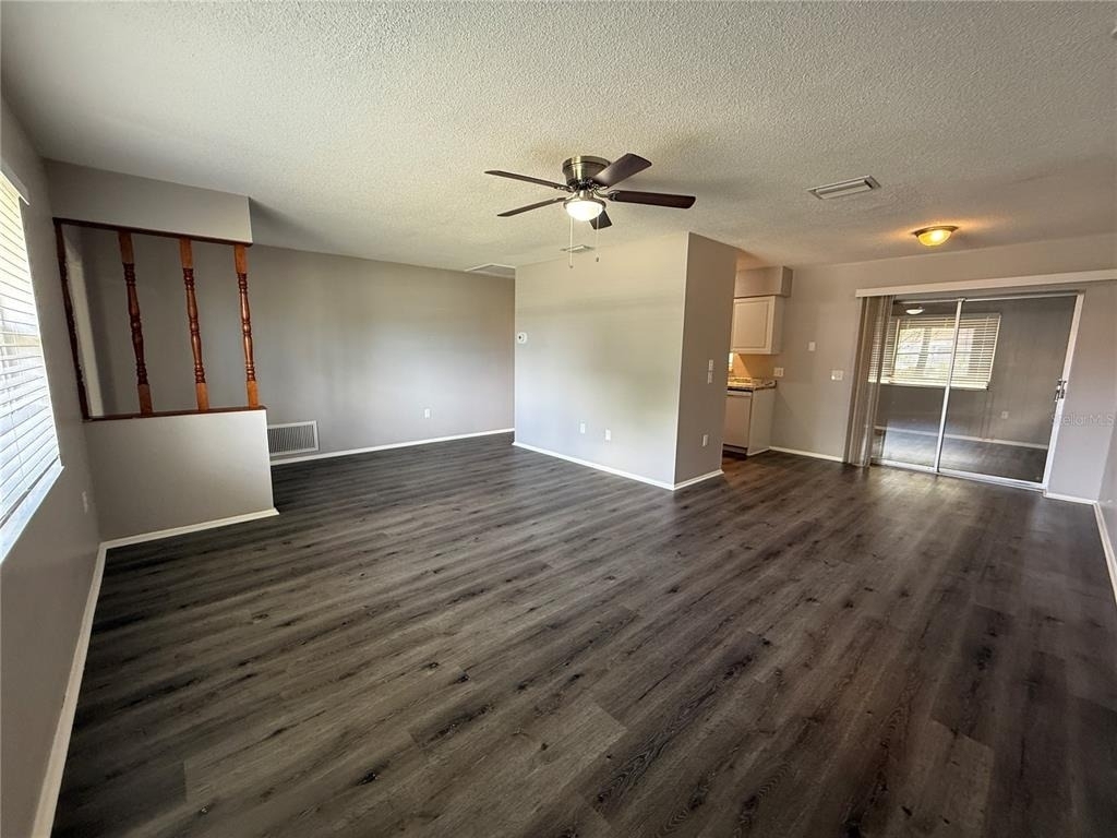 364 Briarwood Road - Photo 2