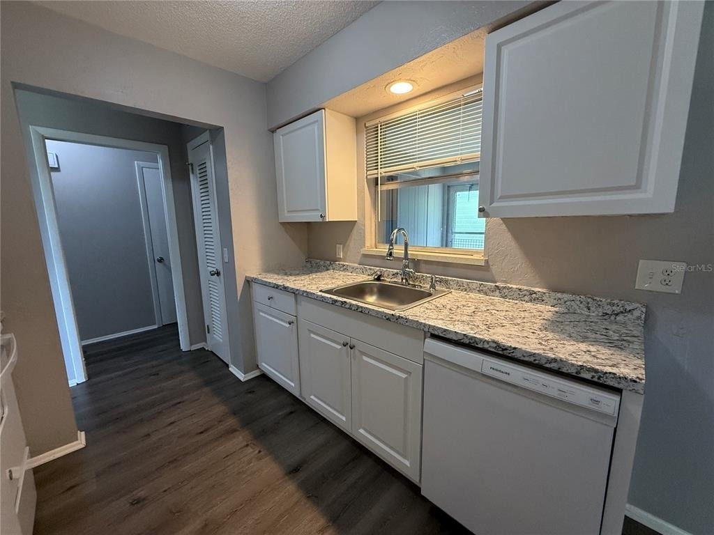 364 Briarwood Road - Photo 6