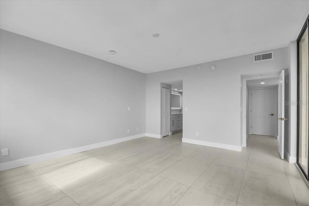 2020 Harbourside Drive - Photo 31