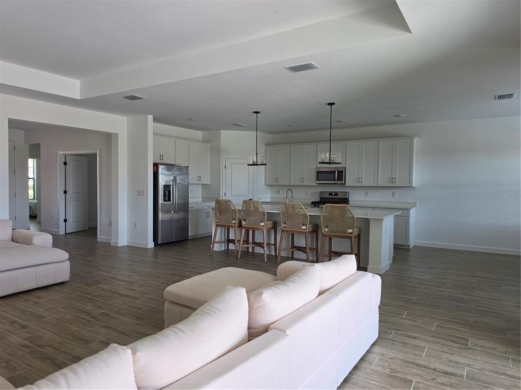 18334 Ridgeline Drive - Photo 5