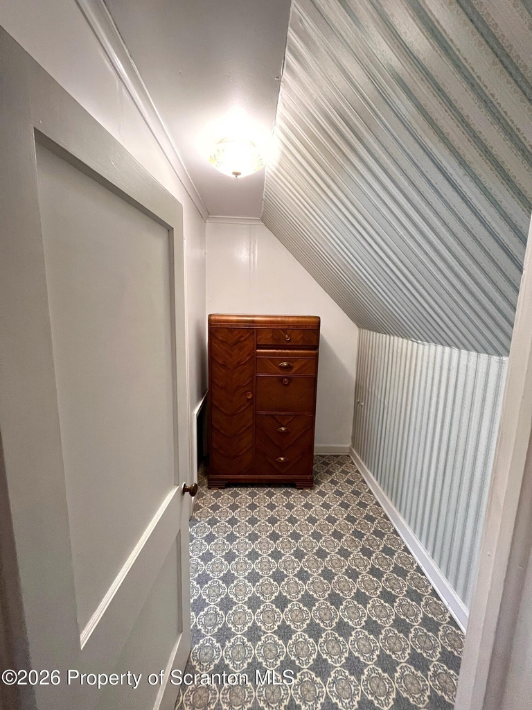 1707 Monroe Avenue - Photo 18
