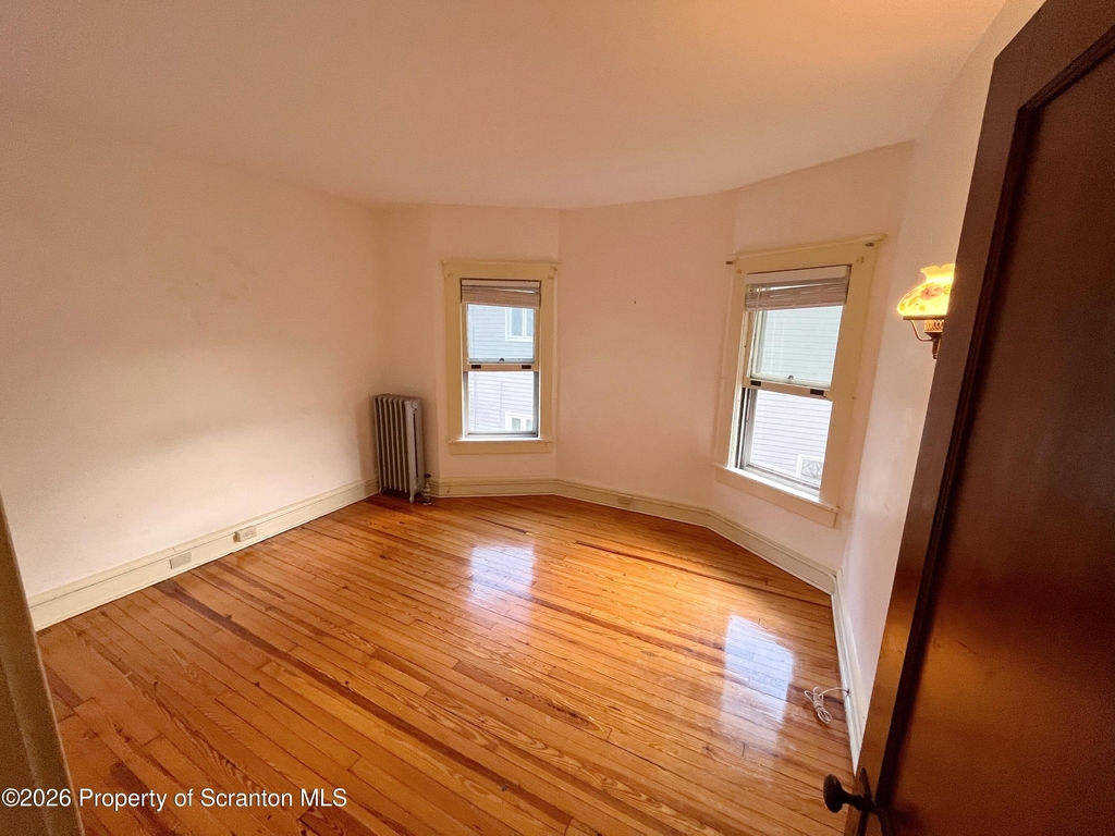 1707 Monroe Avenue - Photo 5