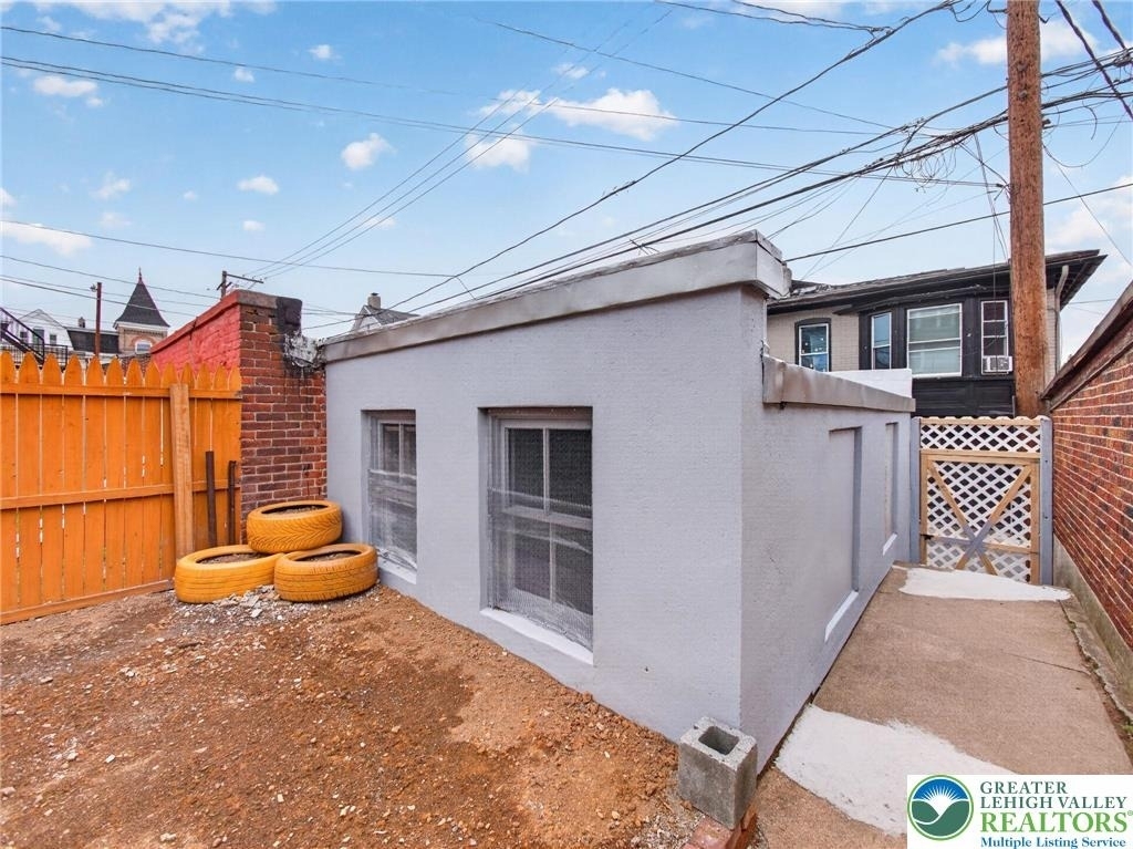 1341 W Chew Street - Photo 5