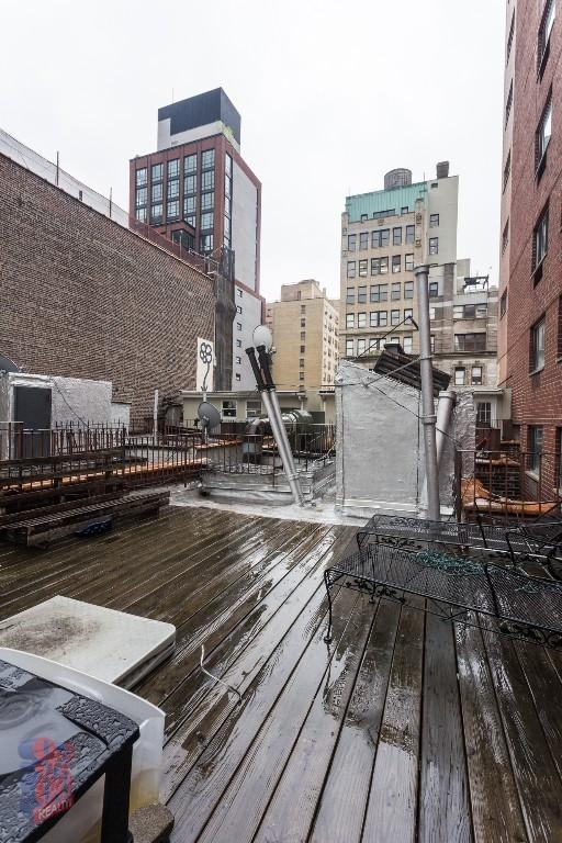 219 East 23rd Street - Photo 2