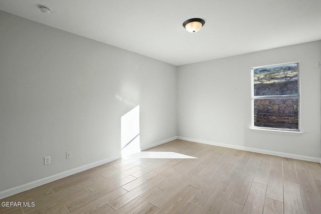 1451 Senda Del Sol Lane - Photo 20