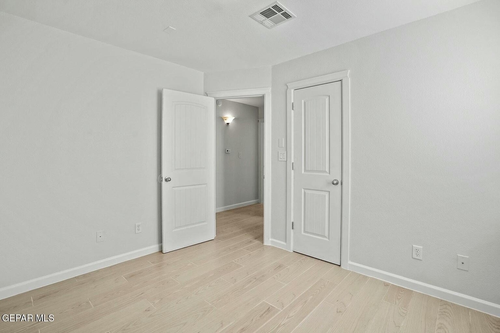 1451 Senda Del Sol Lane - Photo 16