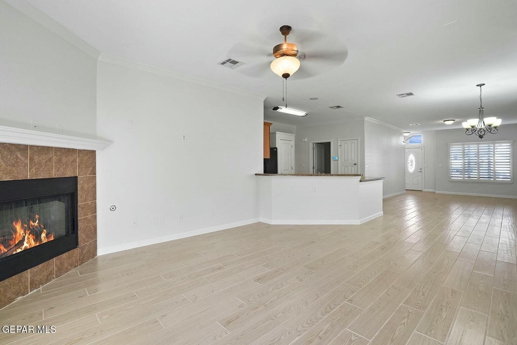 1451 Senda Del Sol Lane - Photo 9