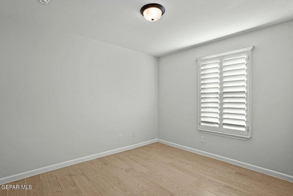 1451 Senda Del Sol Lane - Photo 18