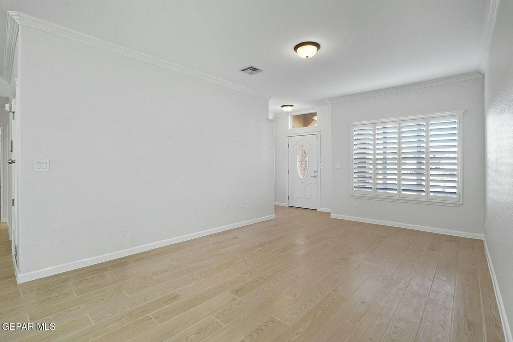 1451 Senda Del Sol Lane - Photo 13