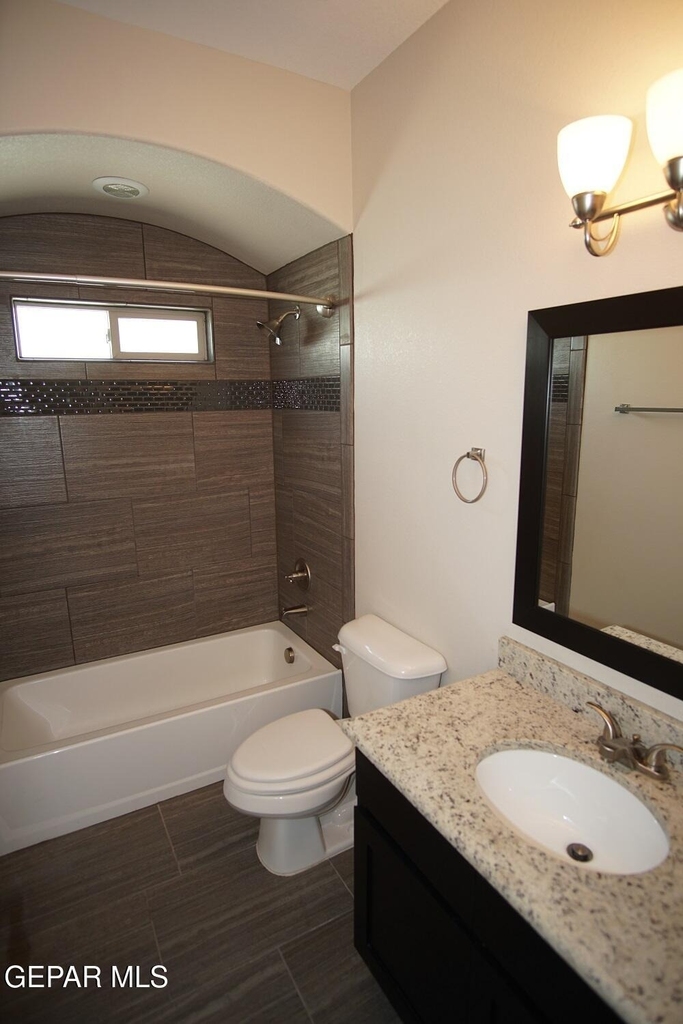 2136 William Caples Street - Photo 18
