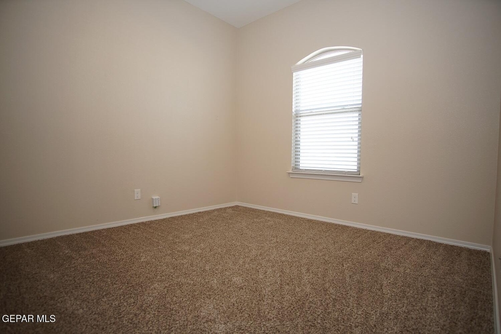 2136 William Caples Street - Photo 17