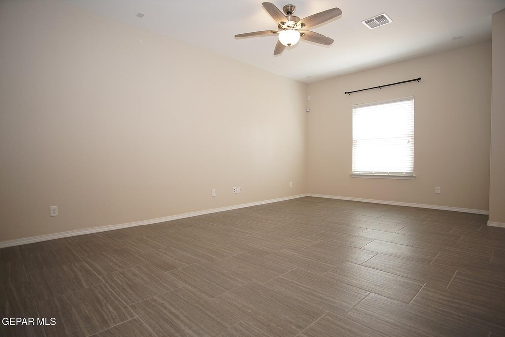2136 William Caples Street - Photo 6