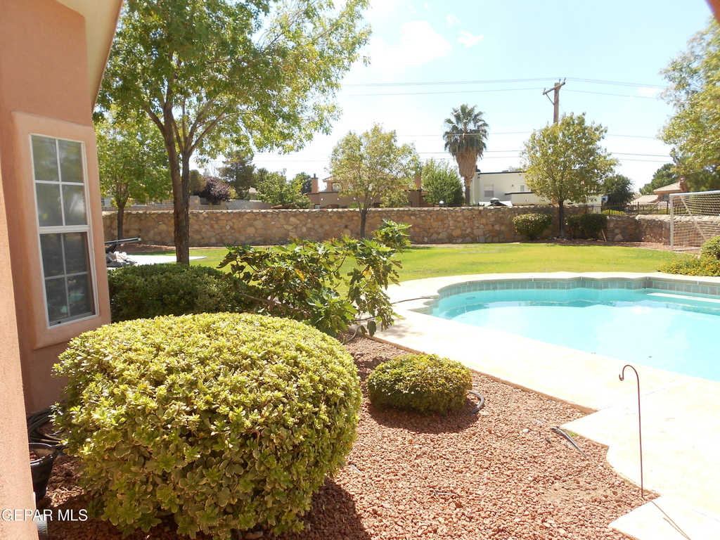 1201 Brown Ridge Place - Photo 37