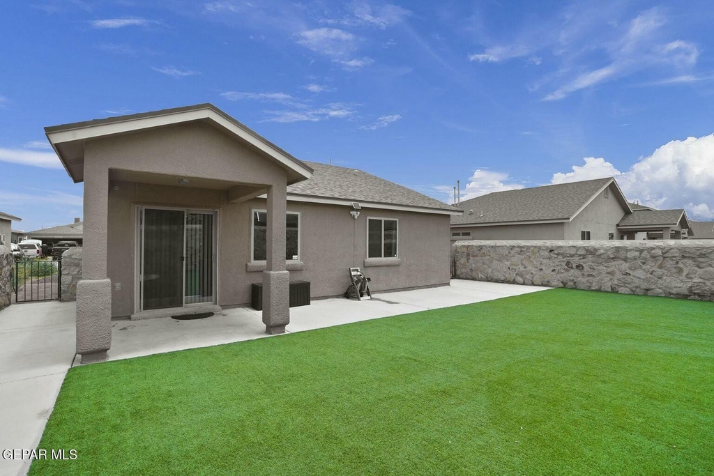 7244 Long Meadow Drive - Photo 24